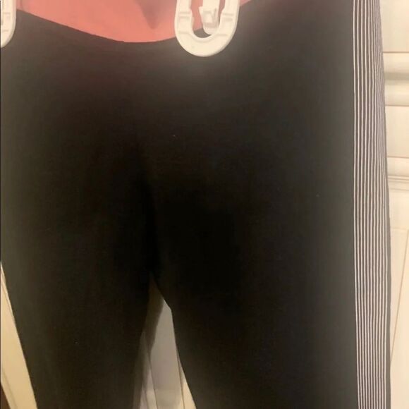 Pink Victoria Secret Womens 
 Logo Yoga Pants Small - Picture 2 of 8
